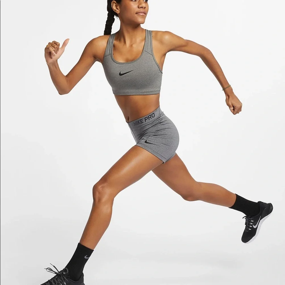 NWT Extra Small Gray Nike Women's Sports Workout Bra